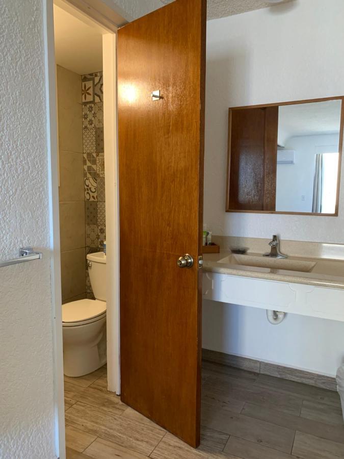 Dali Suites Hotel Tijuana Ngoại thất bức ảnh