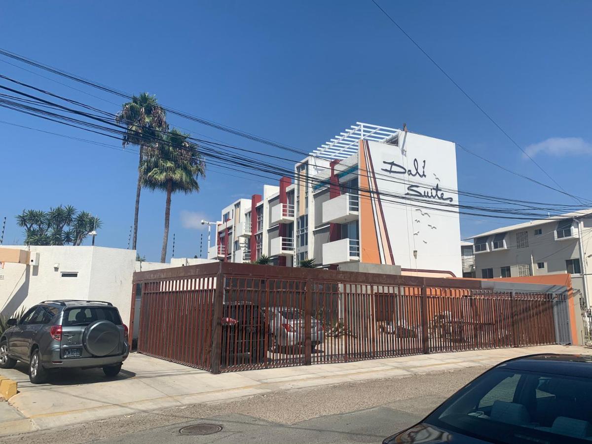 Dali Suites Hotel Tijuana Ngoại thất bức ảnh